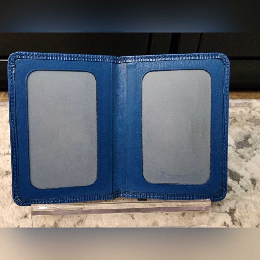 Louis Vuitton Blue Epi Bifold ID Card Holder - Picture 3 of 7